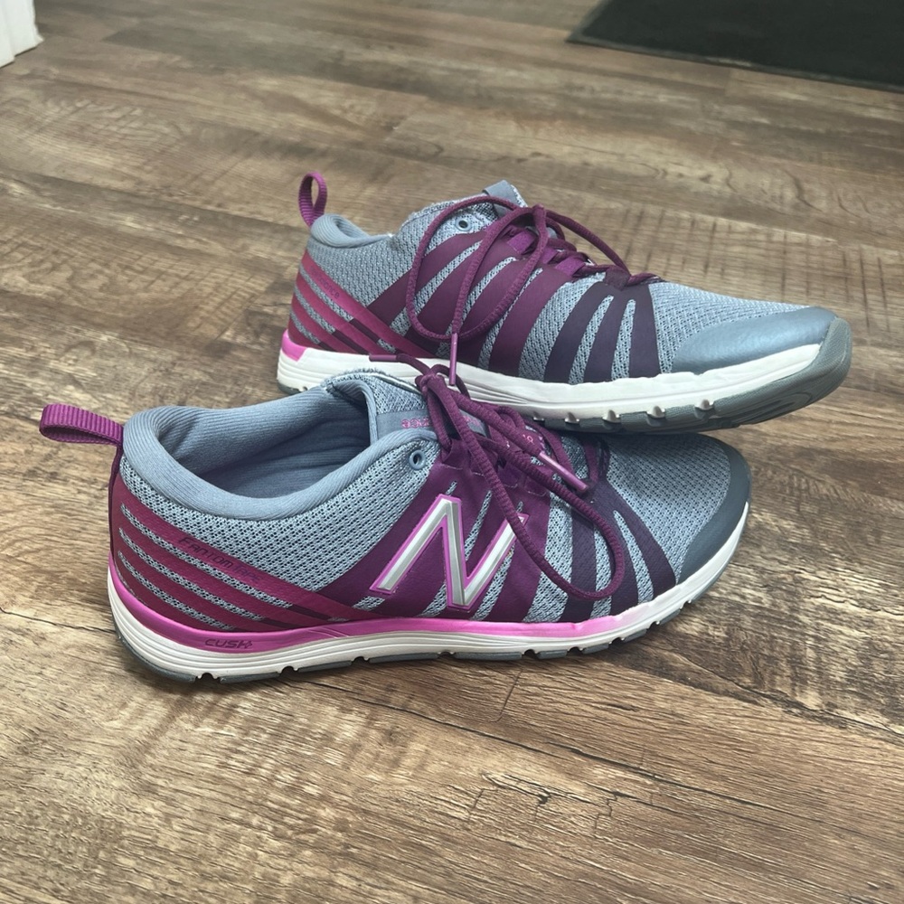 New Balance Gray and Purple Athletic Shoes with Mesh Comfort